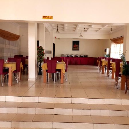 Hotel Benizia Asaba Exterior foto